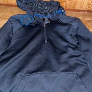 Men’s small under armpit 1/4 zip pullover